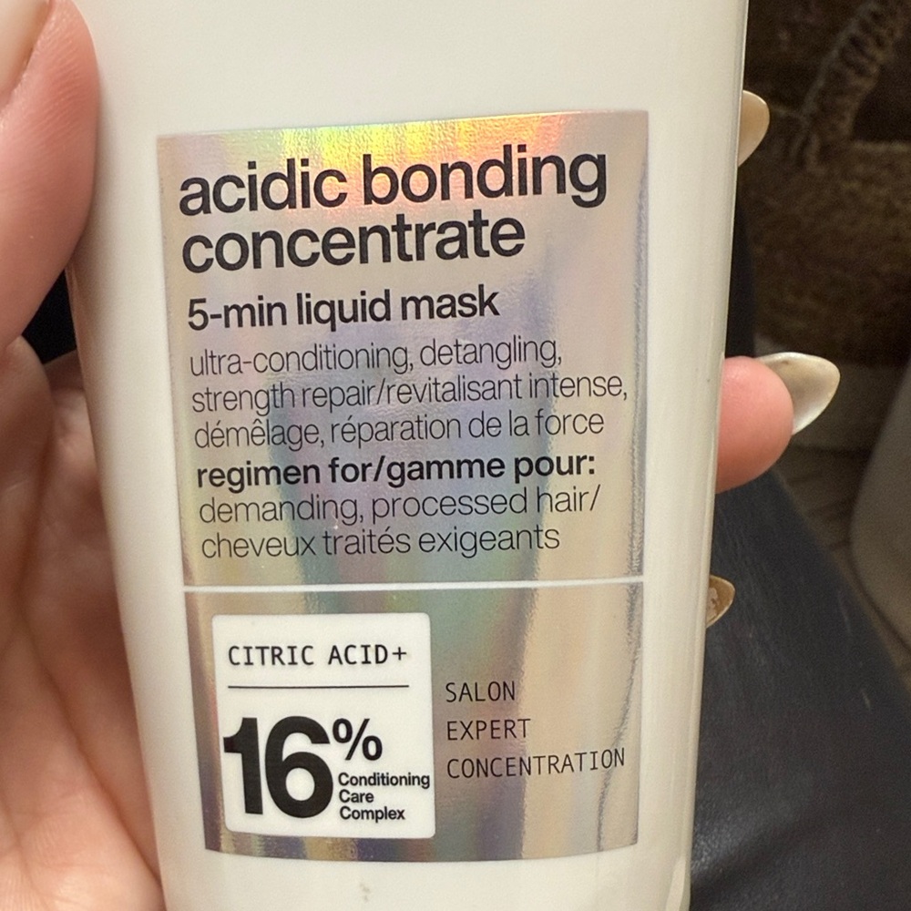 Redken Acidic Bonding Concentrate 5-Minute Mask - Picture 4 of 4